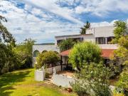 Moradia V5 à venda em Moncarapacho, concelho de Olhão,...