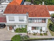 Moradia, Vila Nova de Famalicão e Calendário