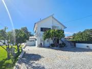 Moradia, Vitorino das Donas