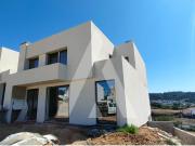 Moradias em Condomínio fechado