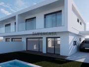 Moradias T4 Novas com Piscina Morgados, Fernão Ferro