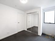 MORDEN 1 BEDROOM APARTMENT IN THE HEART OF SUNSHINE