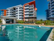 Morden Unfurnished 2 Bed 2 Bath Apartment in Prime...