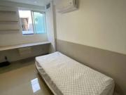 More em João Pessoa, em um apartamento de 3 quartos...