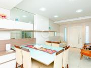 More em um sobrado cheio de personalidade e caminh More em um sobrado cheio de personalidade e caminh