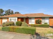 LOCATION & LIFESTYLE ALL IN ONE!