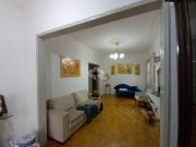 More no bairro São Geraldo em Porto Alegre em casa ampla...