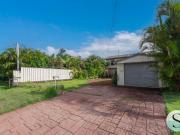 Will Be Sold At Auction: Lifestyle Location Hotspot,...