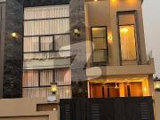 Most Elegant, 5 Marla Full Furnished Luxury Home in...