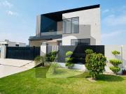 Most Luxurious 1 Kanal House Is Available For Rent In...