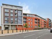 Mostyn Grove, London E3, 1 bed flat to rent, £1,800 pcm...