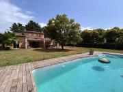 MOUGINS MAISON A FORT POTENTIEL GRAND TERRAIN PLAT