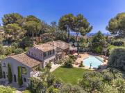 Mougins Superbe propriété entièrement rénovée dans...