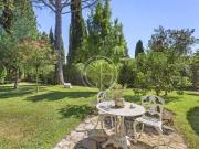 MOUGINS VÉRITABLE MAS DE CHARME