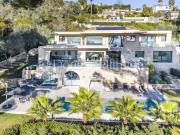 MOUGINS Villa contemporaine avec vue panoramique