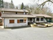 MOULIN À EAU XVIIIe AVEC GÎTES, DROIT D'EAU ET DOM