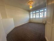 Mount Road Dagenham Essex, RM8