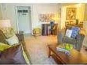 Move in condition, 2 bedroom 2 bath. Pet OK!