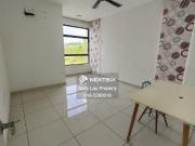 Move in condition available on feb 2025