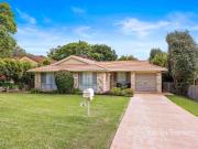 Move In Ready Living in a Peaceful, Leafy Cul De Sac