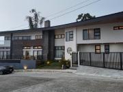 Move In Ready Luxury House for Sale in Pinewoods Golf &...