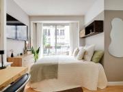 Move into this elegant 12 m² room for rent in the heart...