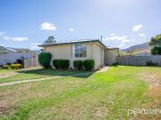 Move Straight In & Make It Your Own!