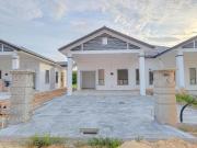 Muar Parit Raja Tengah rumah berbandung 1 tingkat