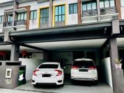 Muara Tuang 3 Storey House Kuching