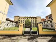 Muggiò Mb Trilocale su due livelli in villa nobiliare...