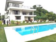 Multi Level 9 Bedrooms House w/ Pool Overlooking the...