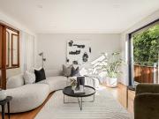 Multi level city home with rooftop in secret laneway