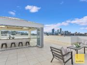 MULTI LEVEL PENTHOUSE WITH 360 DEGREE RIVER VIEWS