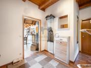 MÜNCHNER IG: Helle Dachwohnung mit Galerie und Ausblick...