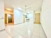 MURAH2 COVERED PARKING De Palma Apartment Seksyen U13...