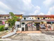 MURAH REFURBISHED Double Storey Terrace Taman Bukit...