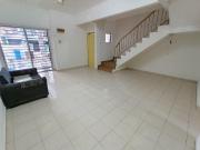 MURAH Rumah Teres 2 Tingkat Jalan Pulau Indah Subang...