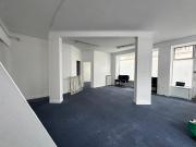 Murs de boutique vide 135 m² Paris 10ème