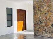 Muy amplia casa en venta en fraccionamiento privado de...