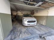 Muy Amplia Cochera con espacio para Auto + Moto + dos...