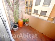 MUY AMPLIO CON BALCÓN Y ASCENSOR JUNTO AL METRO