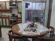 Muy bello ph en P.B. edificio hermoso APTO PROF