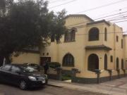 Muy bien ubicada a dos cuadras de la Av Arequipa y a dos...