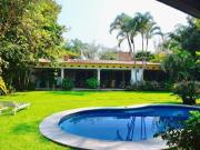 Muy bonita casa en exclusivo condominio en Sumiya