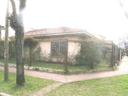 MUY BUENA PROPIEDAD A 100MTS DE AV. ESPORA Y 9 CUADRAS...