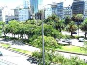 Muy luminoso y comodo 3/4 ambientes! con vista abierta y...