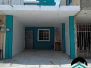 MXCV2507 Casa en Venta Col. Jardínes de Champayán Info...