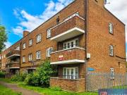 Myrtle Road, London, 2 Bedroom Flat