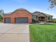 N North Shore Ct, Wichita, Home For Sale