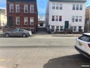 N Th St, Newark, Home For Sale